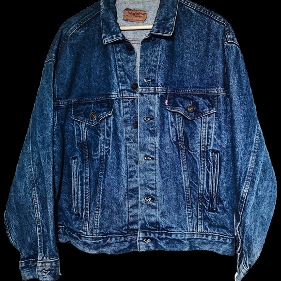 Vintage blue Levis denim jacket, WOLF - Picture 2 of 2